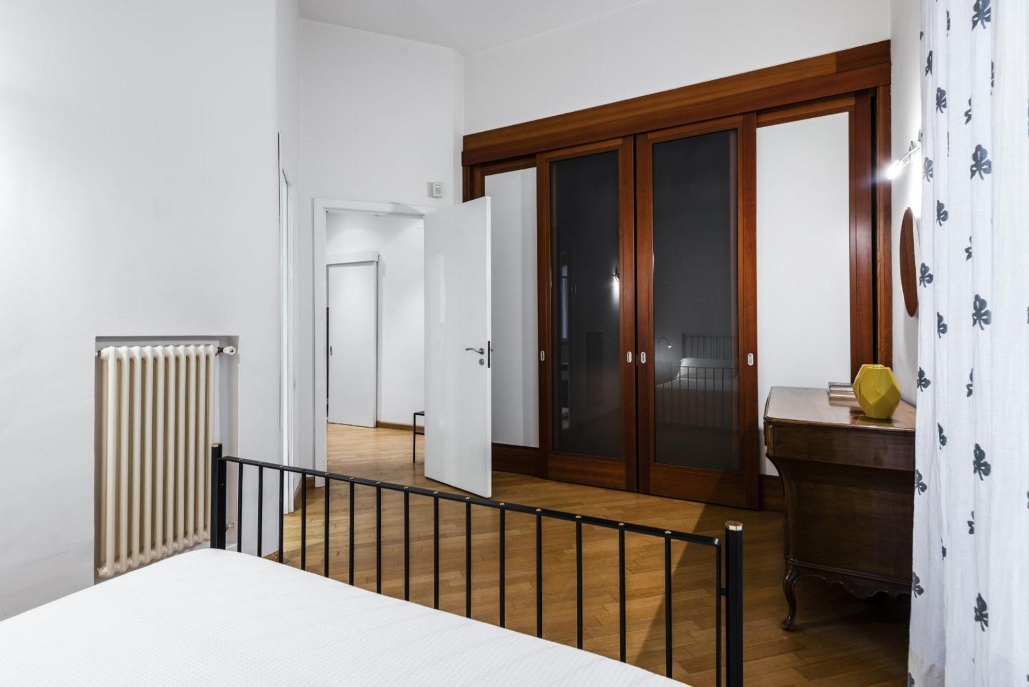 Agata Apartment With Balcony By Wonderful Italy Catania Bagian luar foto